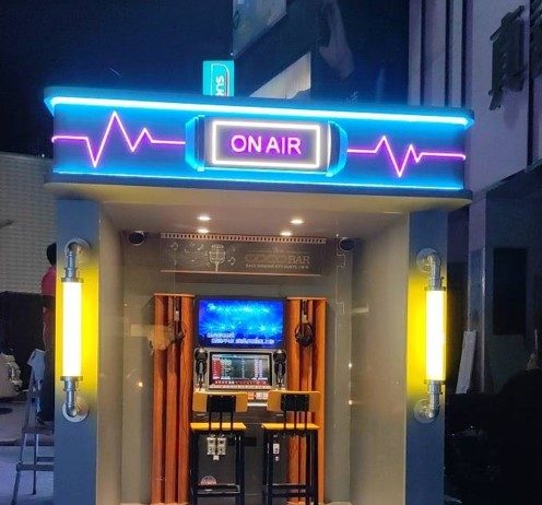 CoCoBar 電話亭KTV X 浪LIVE嘉年華